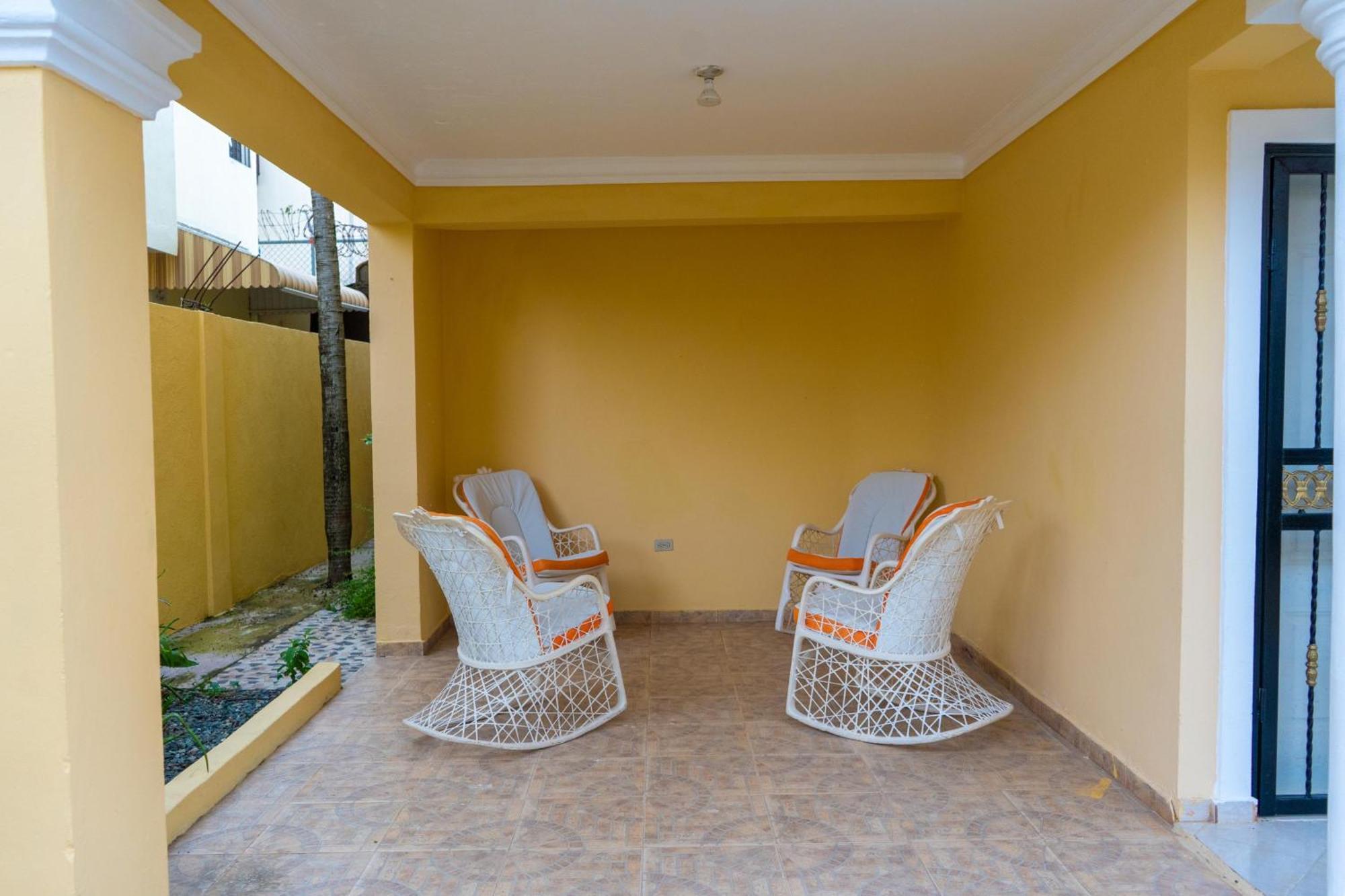 Casa Familiar Acogedora En Zona Residencial Villa La Grua Kültér fotó